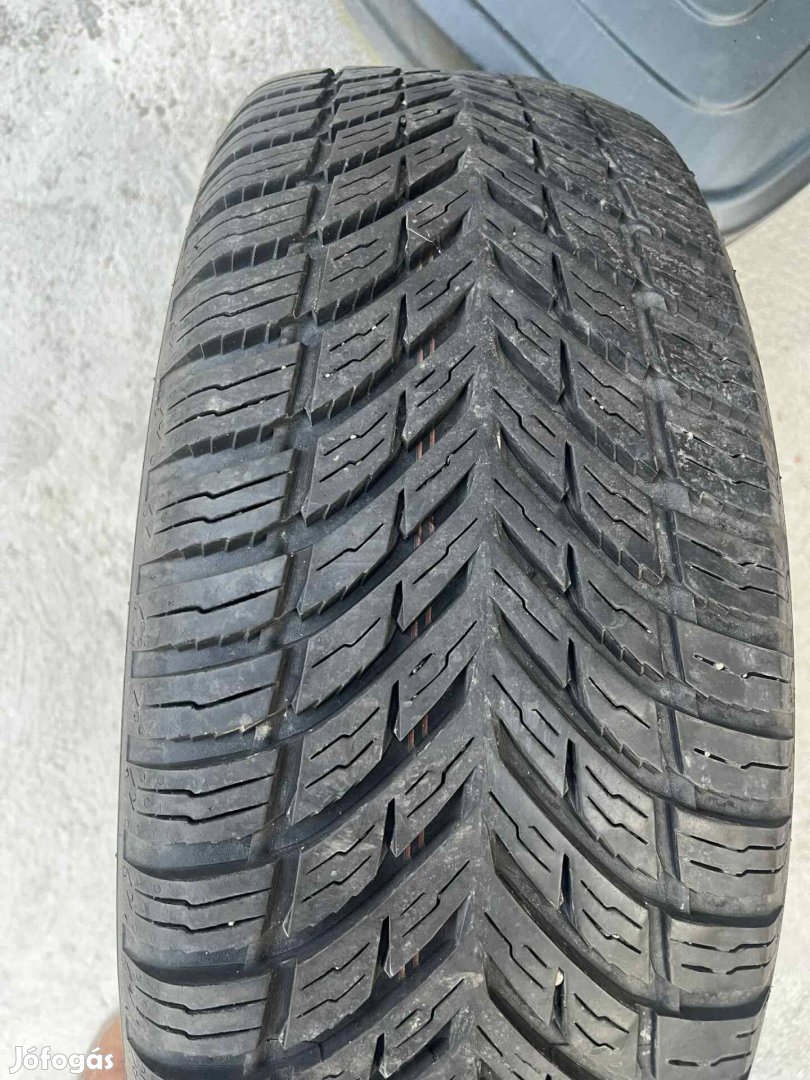 4 évszakos gumik 215/65 R16
