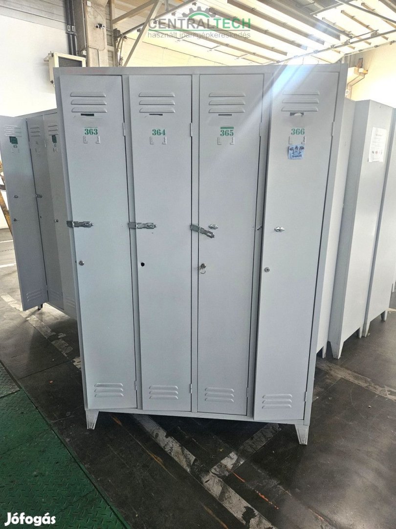 4 férőhelyes Metalobox  öltözőszekrény 120x180x50 több darab