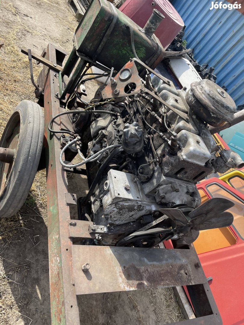 4 hengeres Csepel öntözőmotor