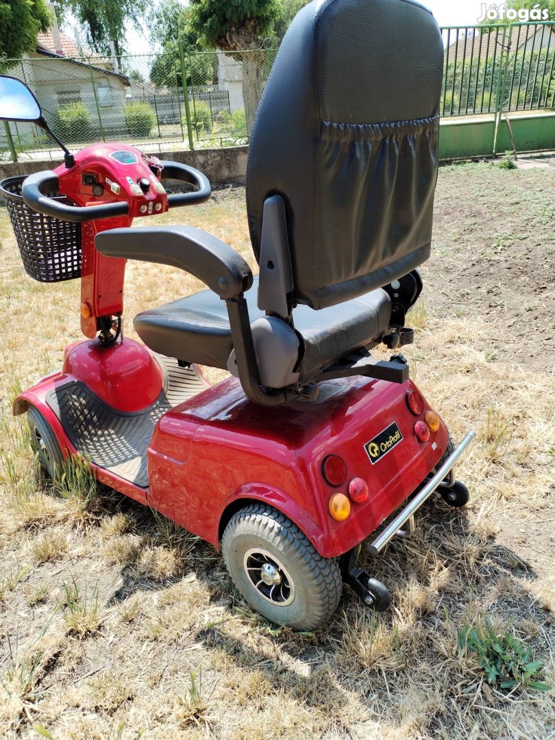 4 kerekű elektromos jármű