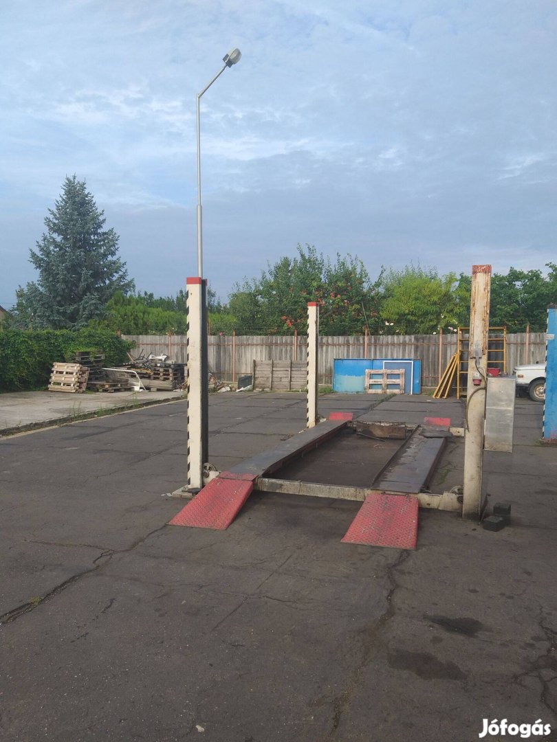 4 osszlopo 3 tonnás emelő eladó