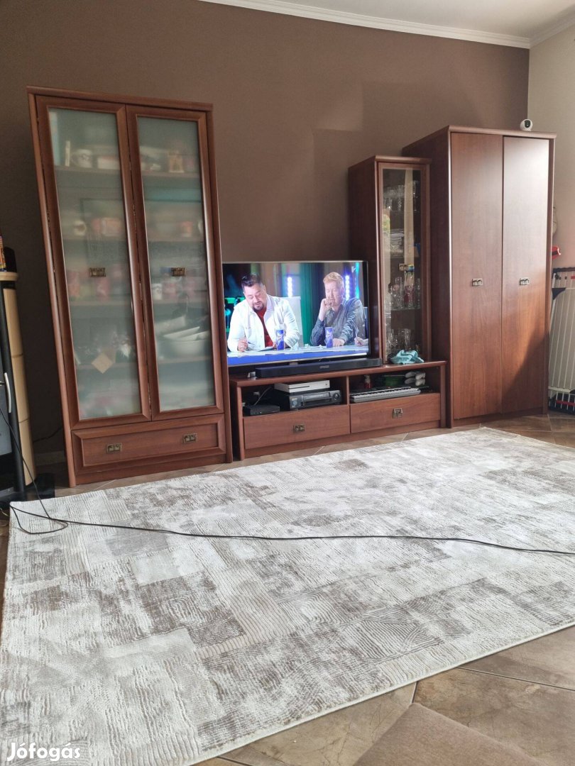 4 részes nappali barna szekrénysor eladó