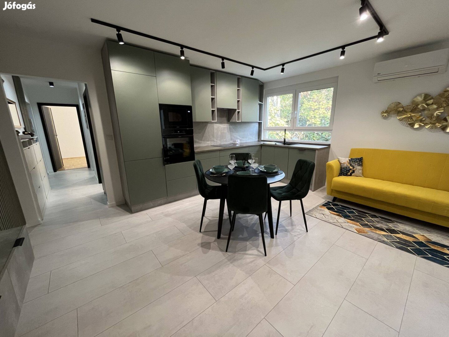 4 szoba, 2 fürdő. fullos lakás!
