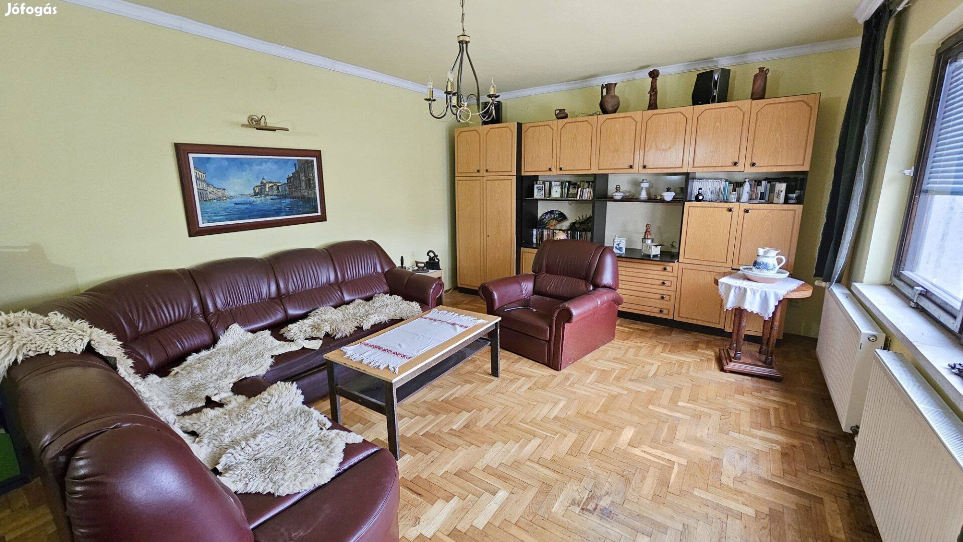 4 szoba+nappalis eladó családi ház Mályiban!