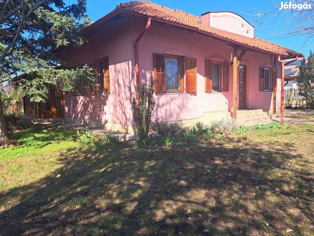 4 szobás családi ház a Holt-Tisza-part közelében