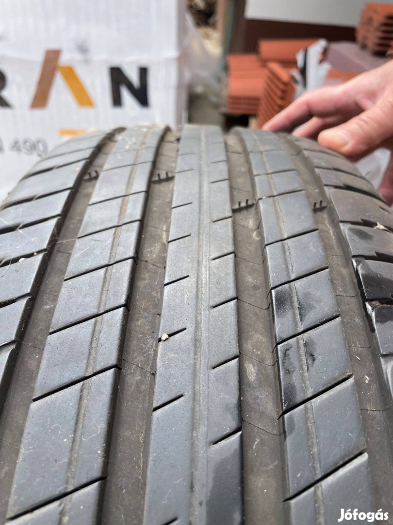 4darab gyári Hyundai Santa Fe alufelni(18x7,5xet45)+gumik