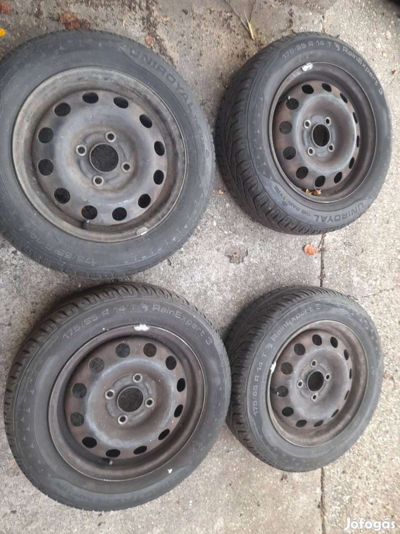 4db 14-es 4x108 Ford Fiesta / Focus felni