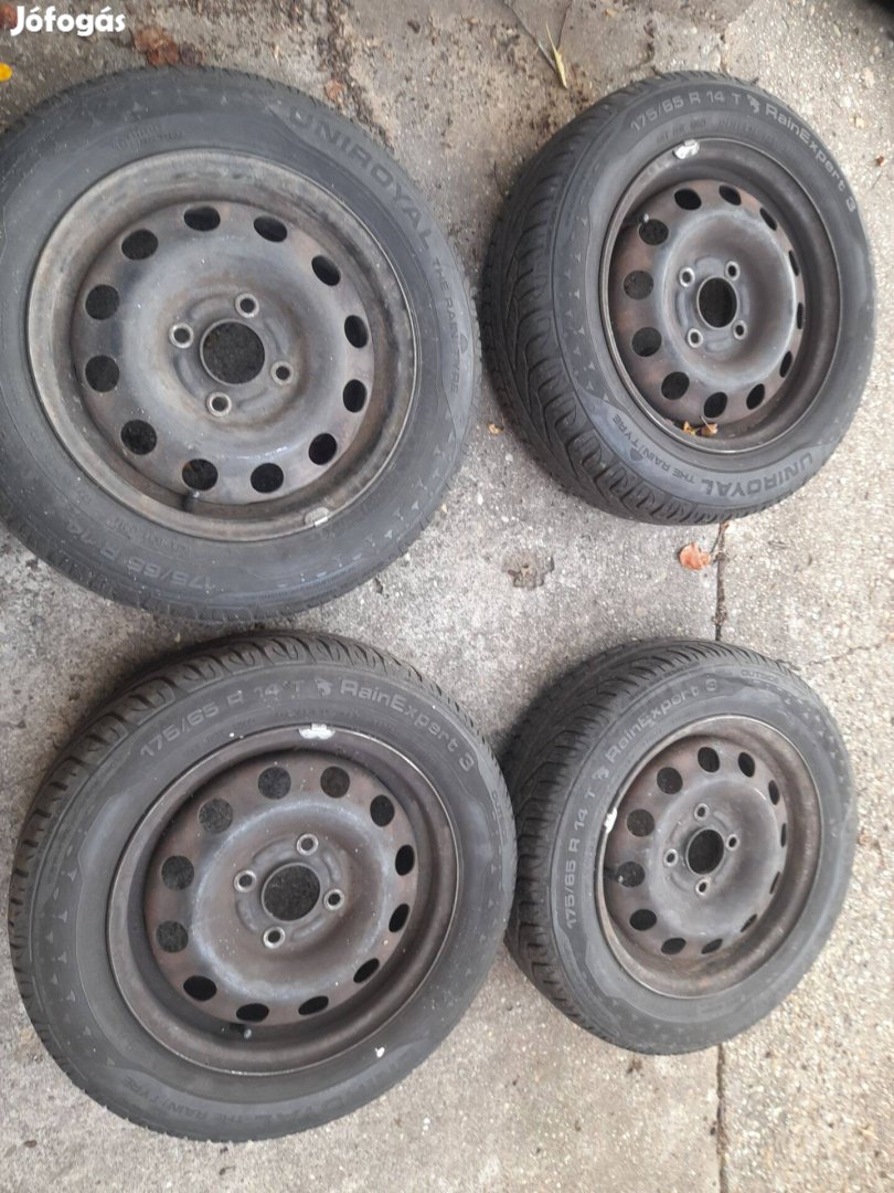 4db 14-es Ford Fiesta Focus Fusion felni
