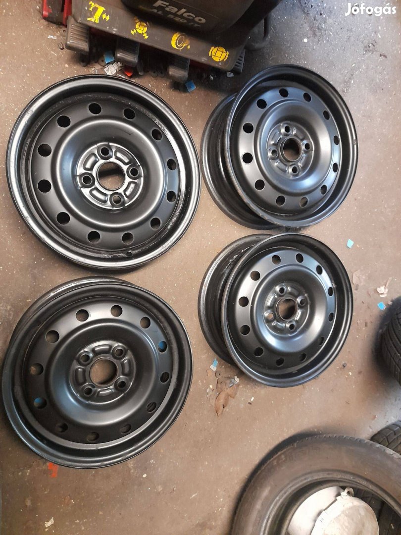 4db 14-es gyári Suzuki Swift / Ignis felni gumistól