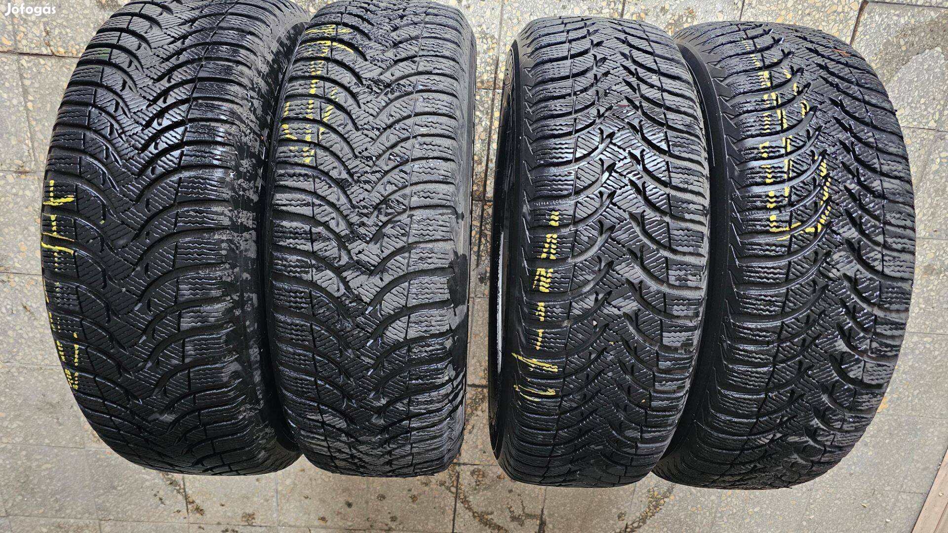4db 15 colos acélfelni Michelin Alpin gumival