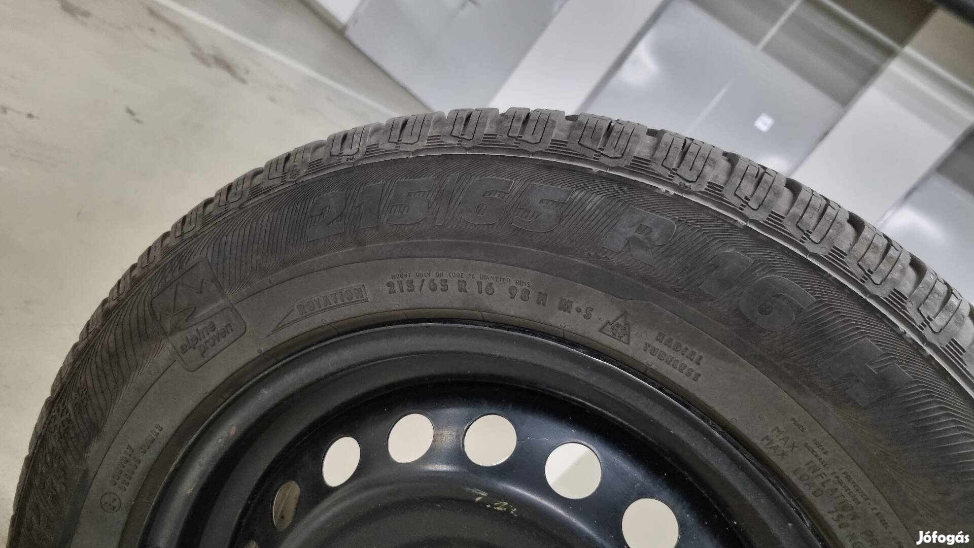 4db 16 x 6.5J acélfelni téligumival szett eladó