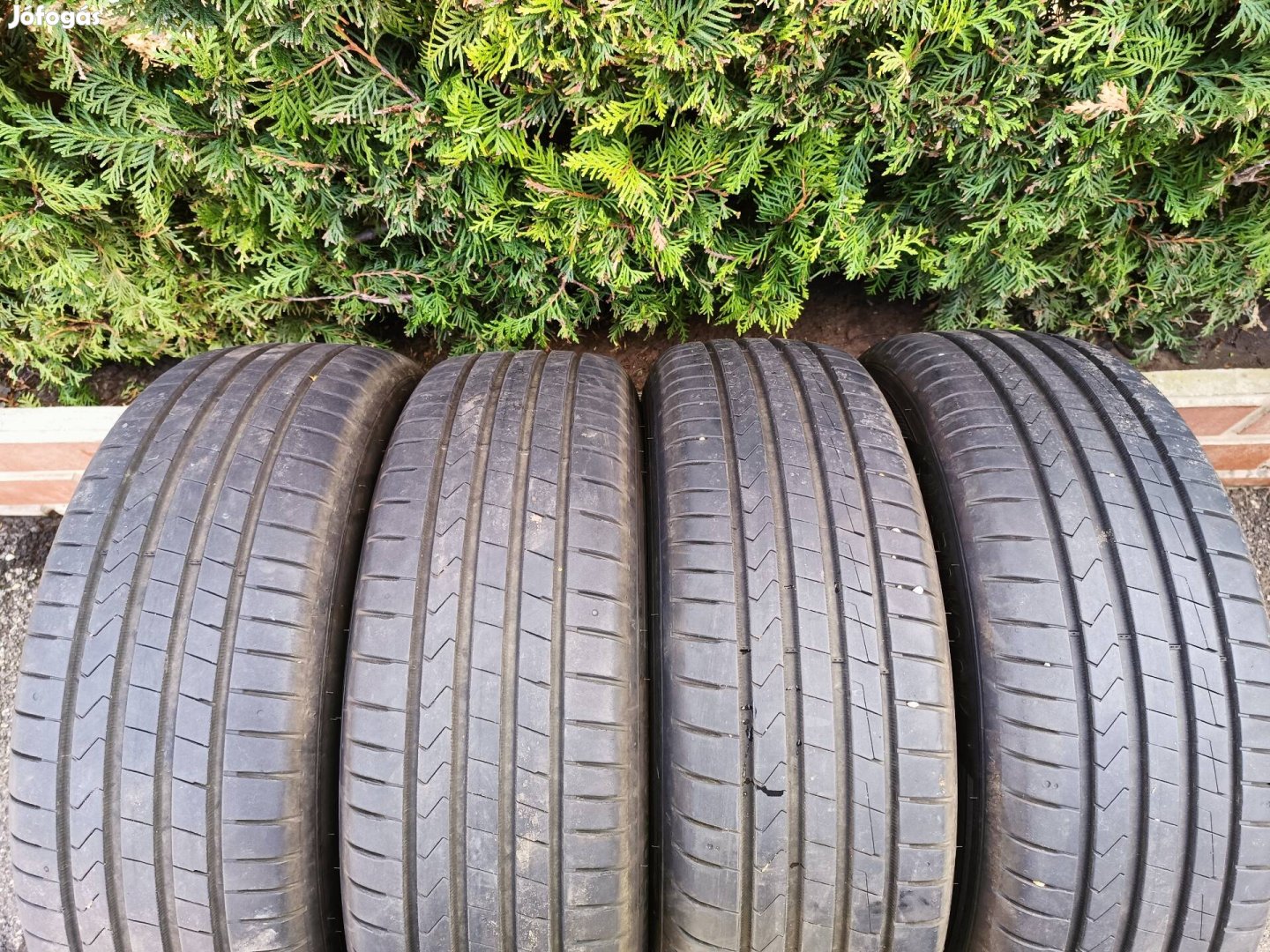 4db 17 / 17" Hankook Ventus Prime 4 225/60 R17 nyári gumik