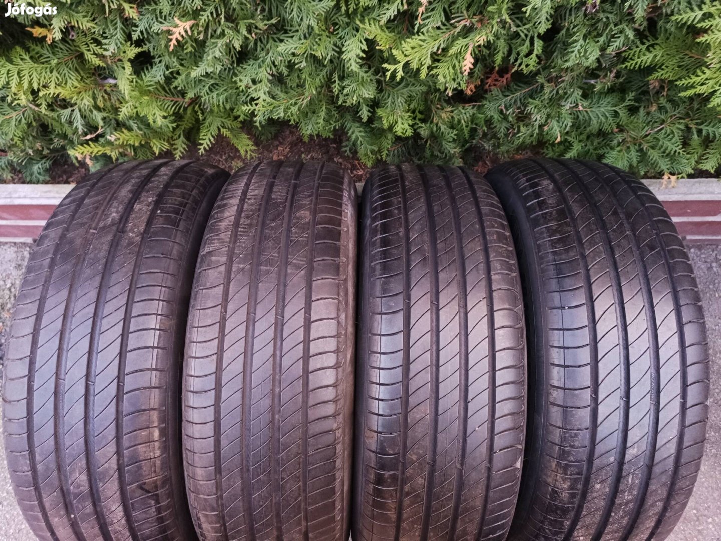 4db 17 / 17" Michelin Primacy 4 215/65 R17 103V nyári gumi