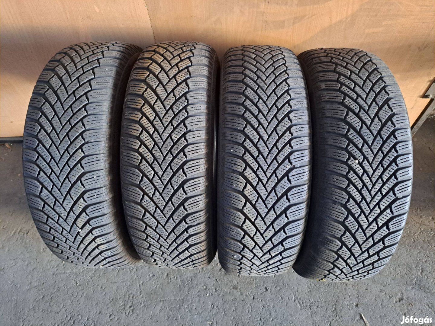4db 185/60 R15 Continental Wintercontact TS 860 téli gumi (DOT2018)