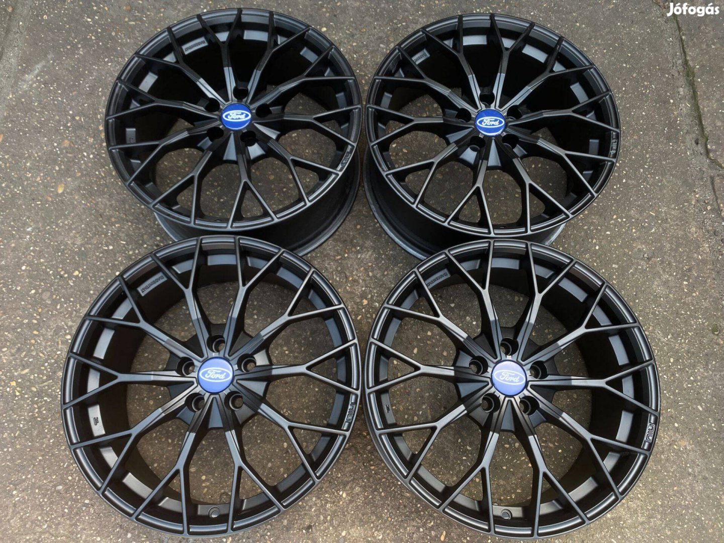 4db 18" Ford alufelni. (3852)