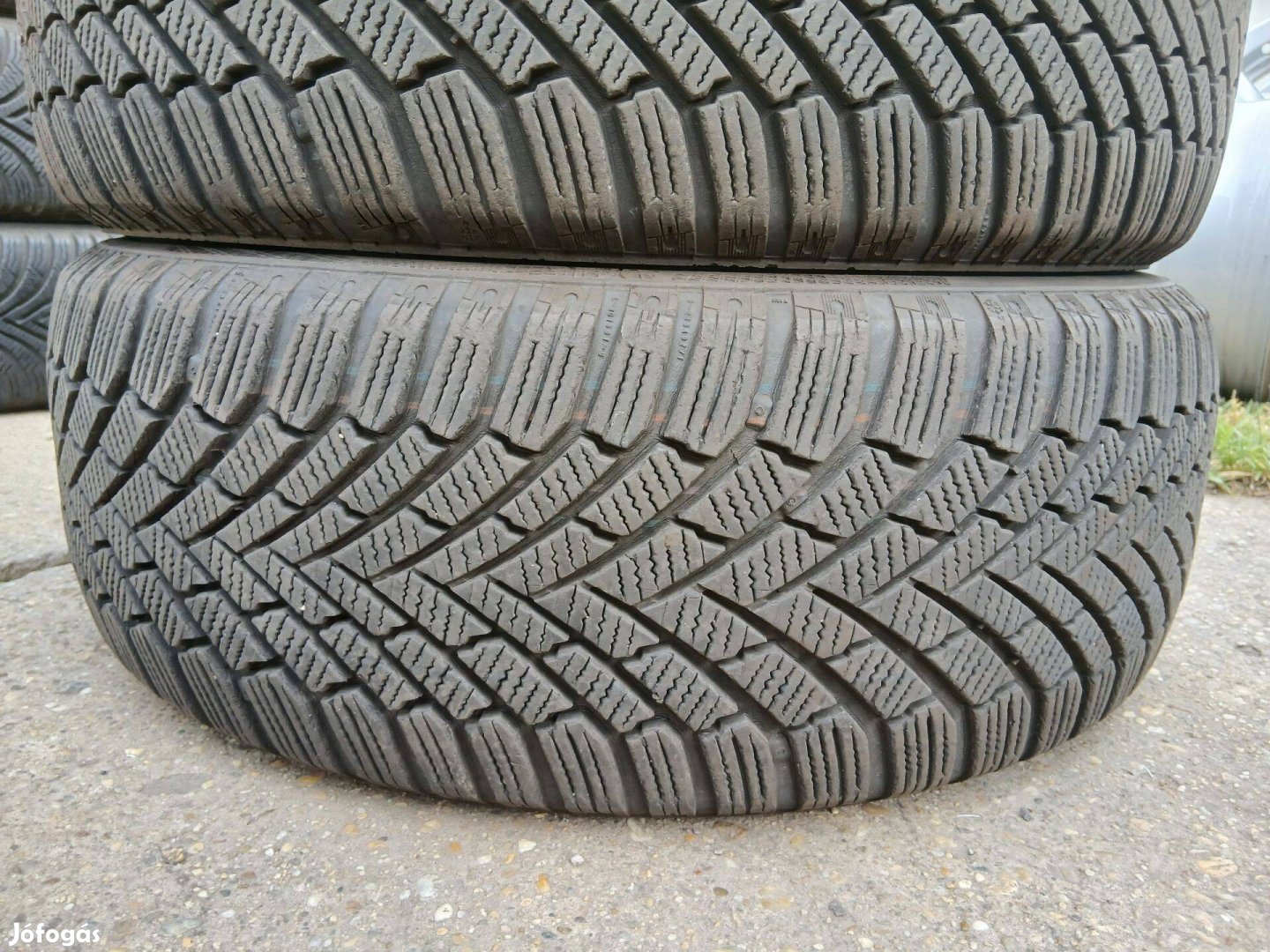 4db 205/55 R16 Continental téli gumi 6.5 mm-es 205/55R16 16