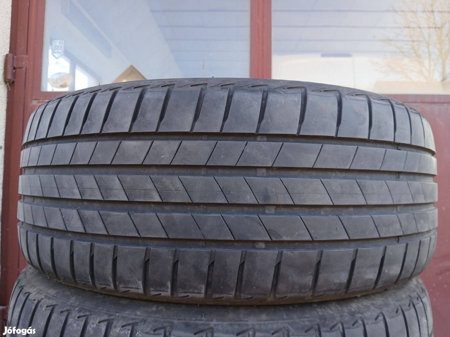 4db 215/50 R17 Bridgestone nyári gumi 215/50R17 17