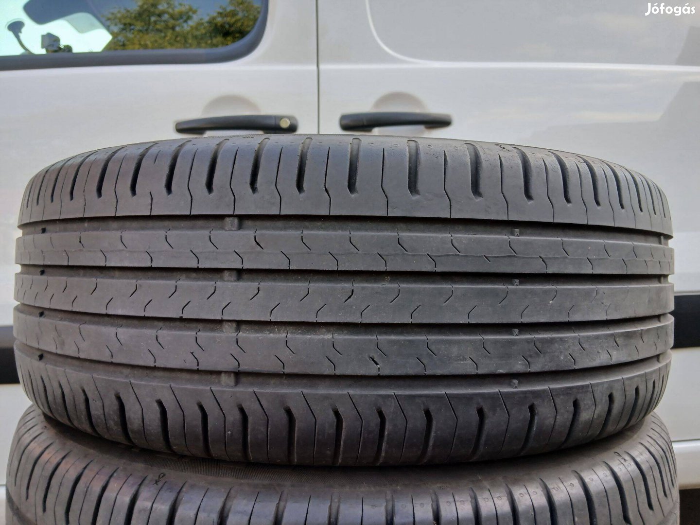 4db 215/55 R17 Continental nyári gumi 215/55R17 17
