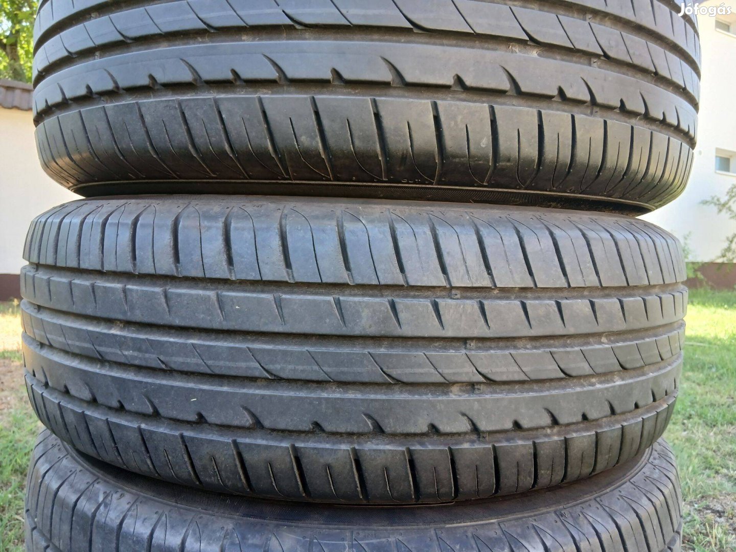 4db 215/70 R16 Hankook nyári gumi 6mm-es 215/70R16 16