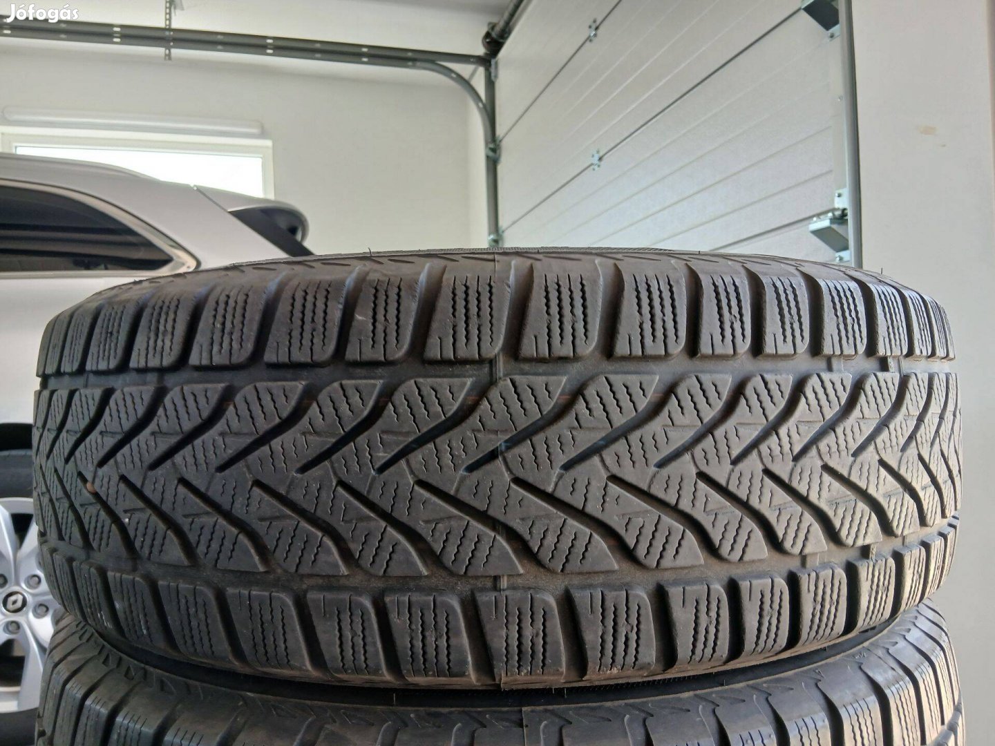 4db 215/70 R16 Lassa téli gumi 215/70R16 16