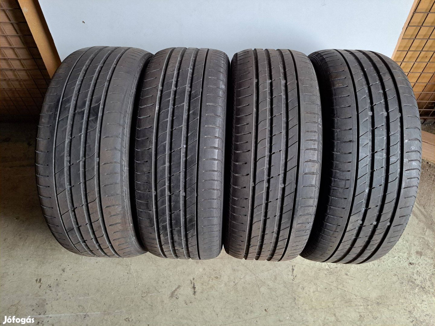 4db 225/50 R17 Nexen Nfera SU1 (Peremvédős) nyári gumi eladó!!!