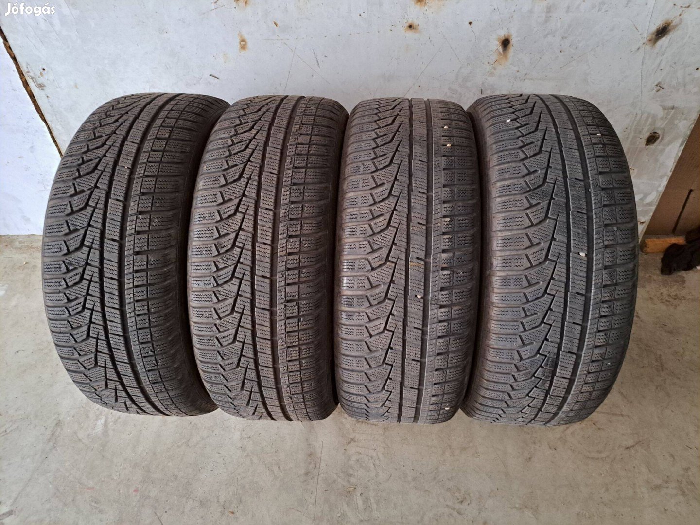 4db 225/50 R18 Hankook Winter icept Evo 2 (Peremvédős) Téli gumi eladó