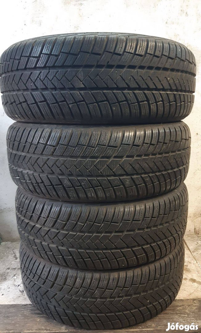 4db 225/55R17 101V Vredestein Wintracpro+ XL téligumi