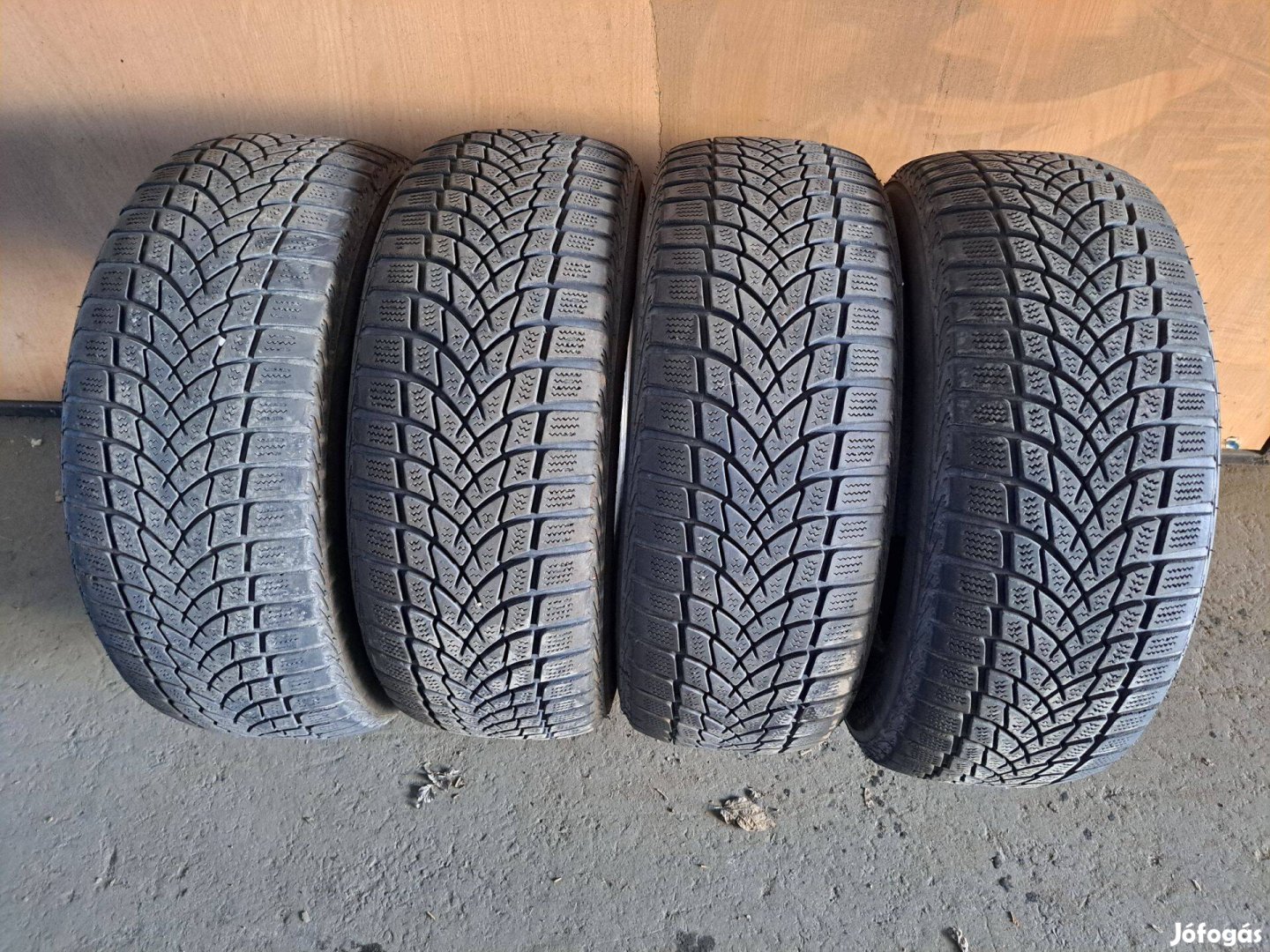 4db 225/55 R16 Sebring Winter (peremvédős) Téli gumi eladó!!!
