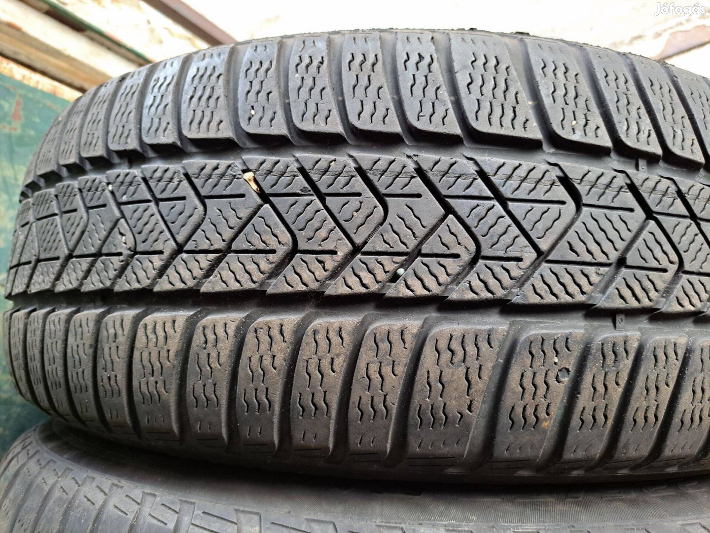 4db 225/55 R17 Pirelli Sottozero 3 Winter Run Flat RSC MOE Defekttűrő