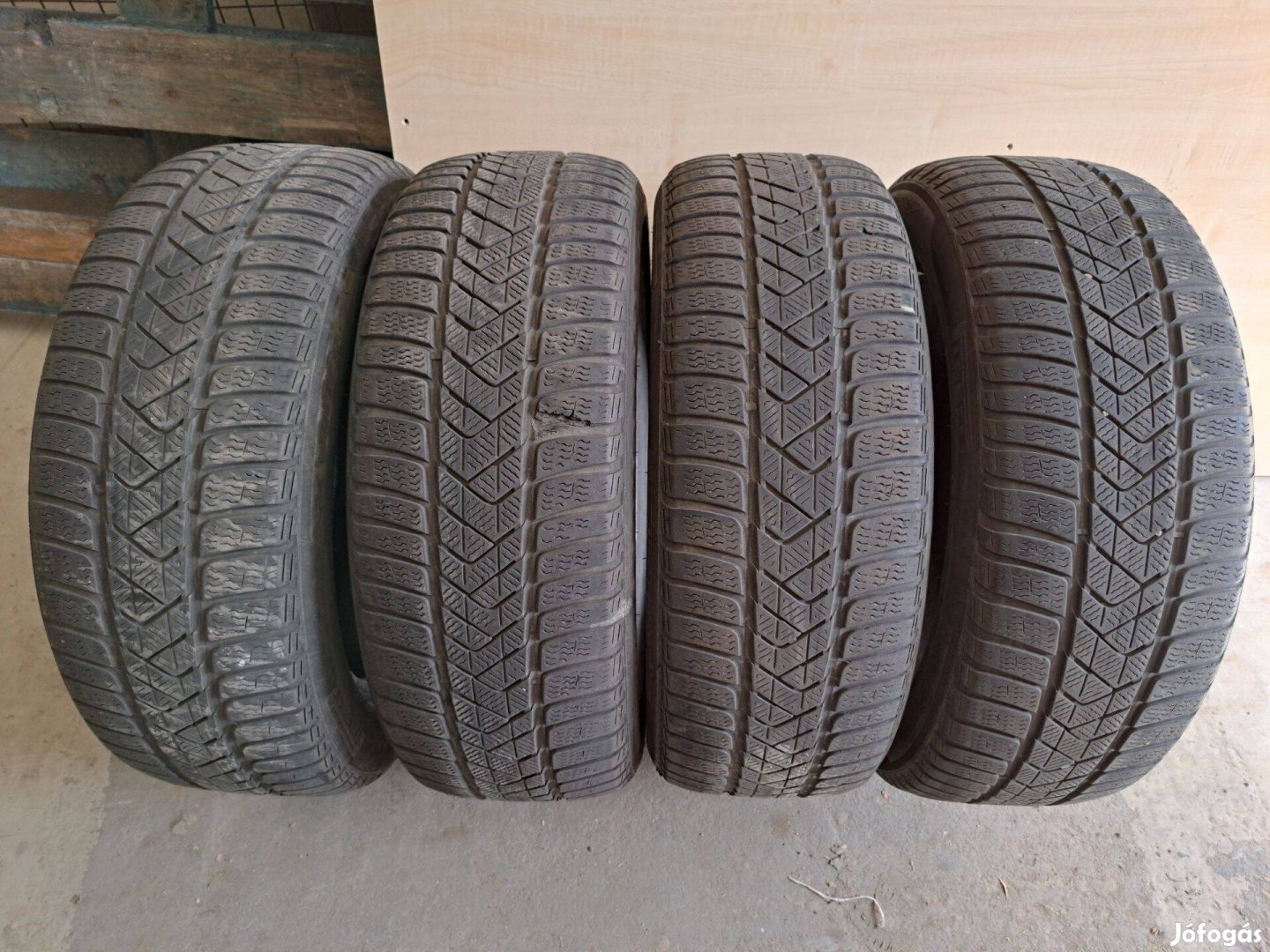 4db 225/55 R18 Pirelli Winter Sottozero 3 téli gumi eladó!!! (DOT2019,