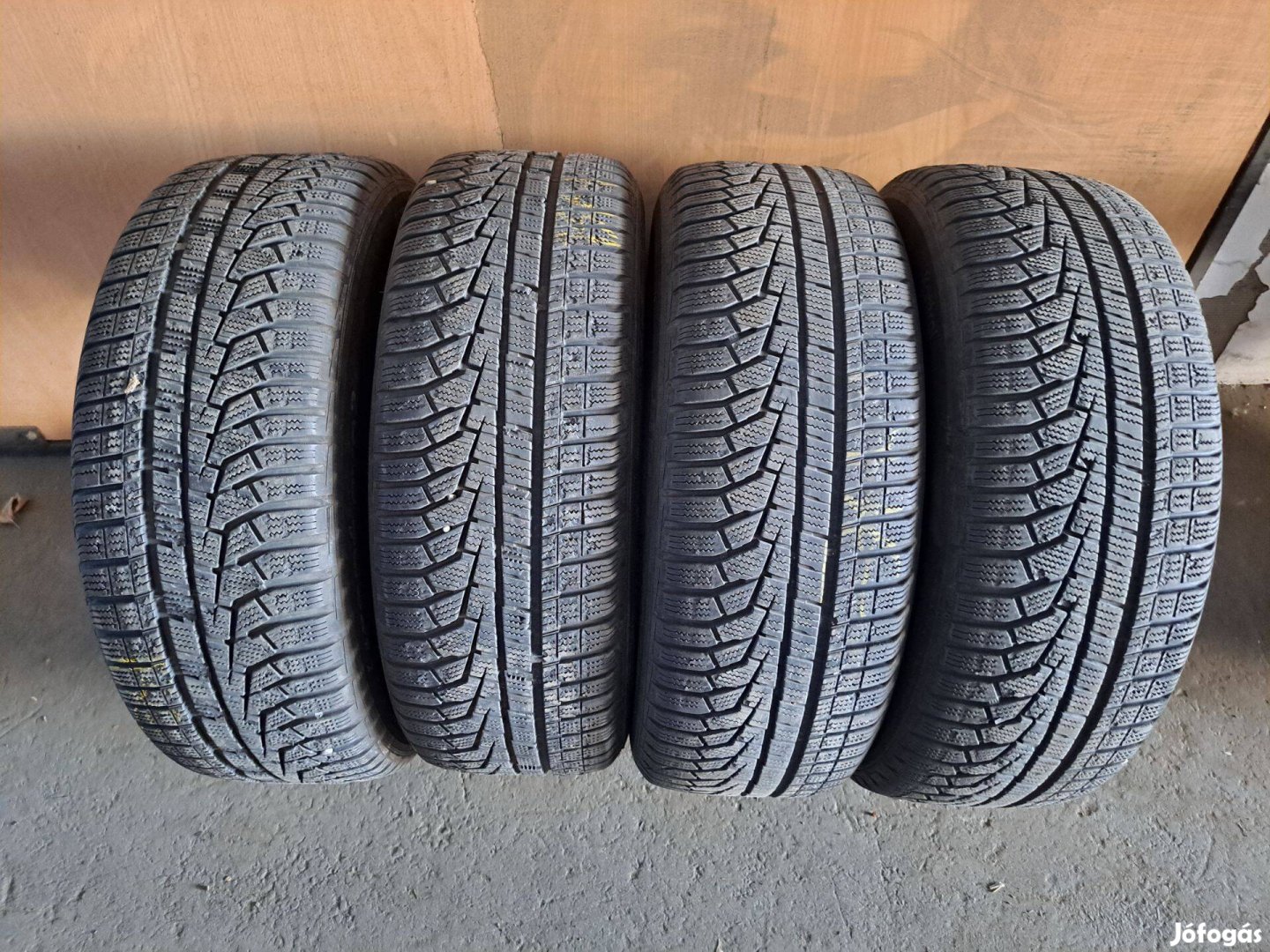 4db 225/60 R17 Hankook Winter icept Evo 2 Téli gumi eladó!!!