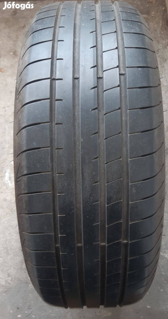 4db 235/60R18 107V Goodyear Eaglef1 Asymmetric3