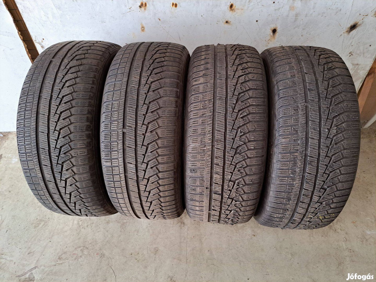 4db 255/55 R18 Hankook Winter icept Evo 2 SUV (Peremvédős) Téli gumi