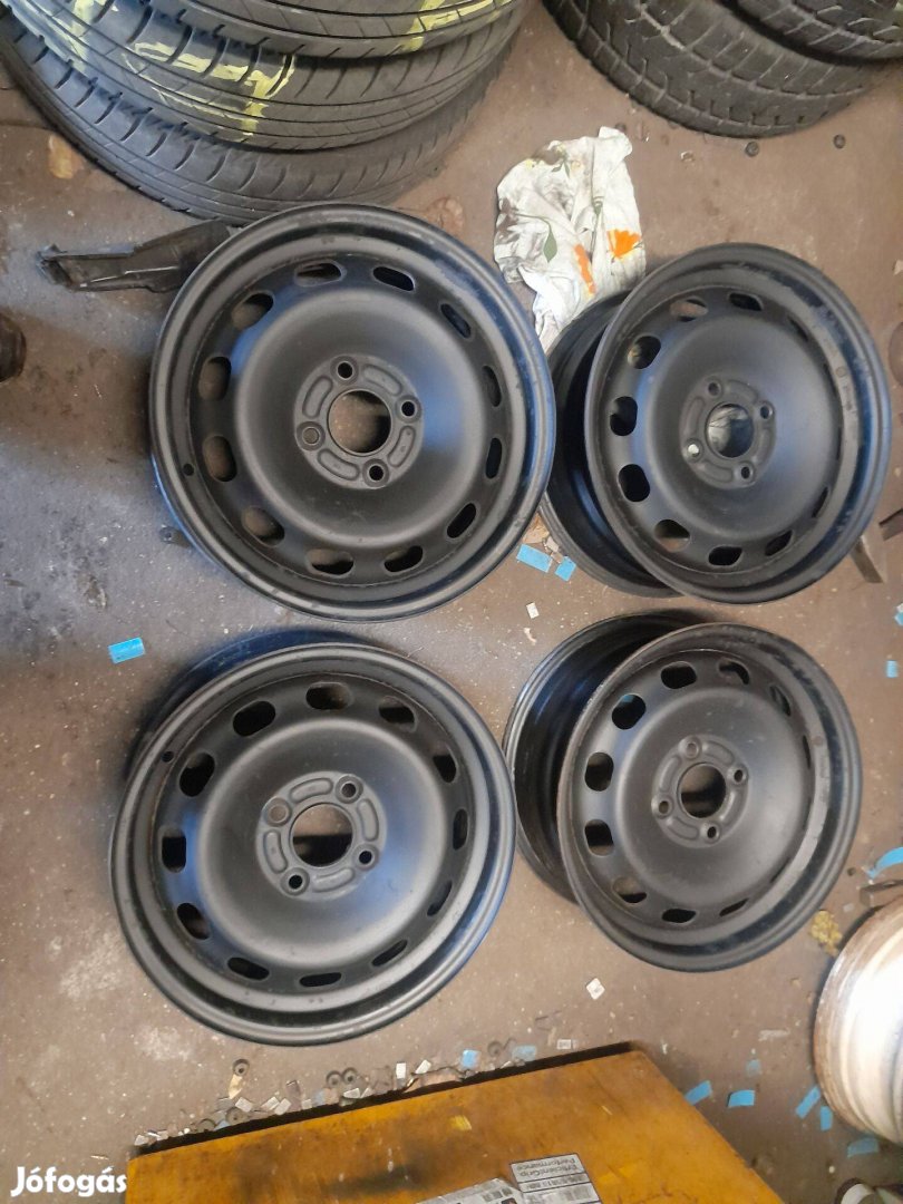4db 5,5x 14-es Ford Fiesta / Focus / felni gumistól