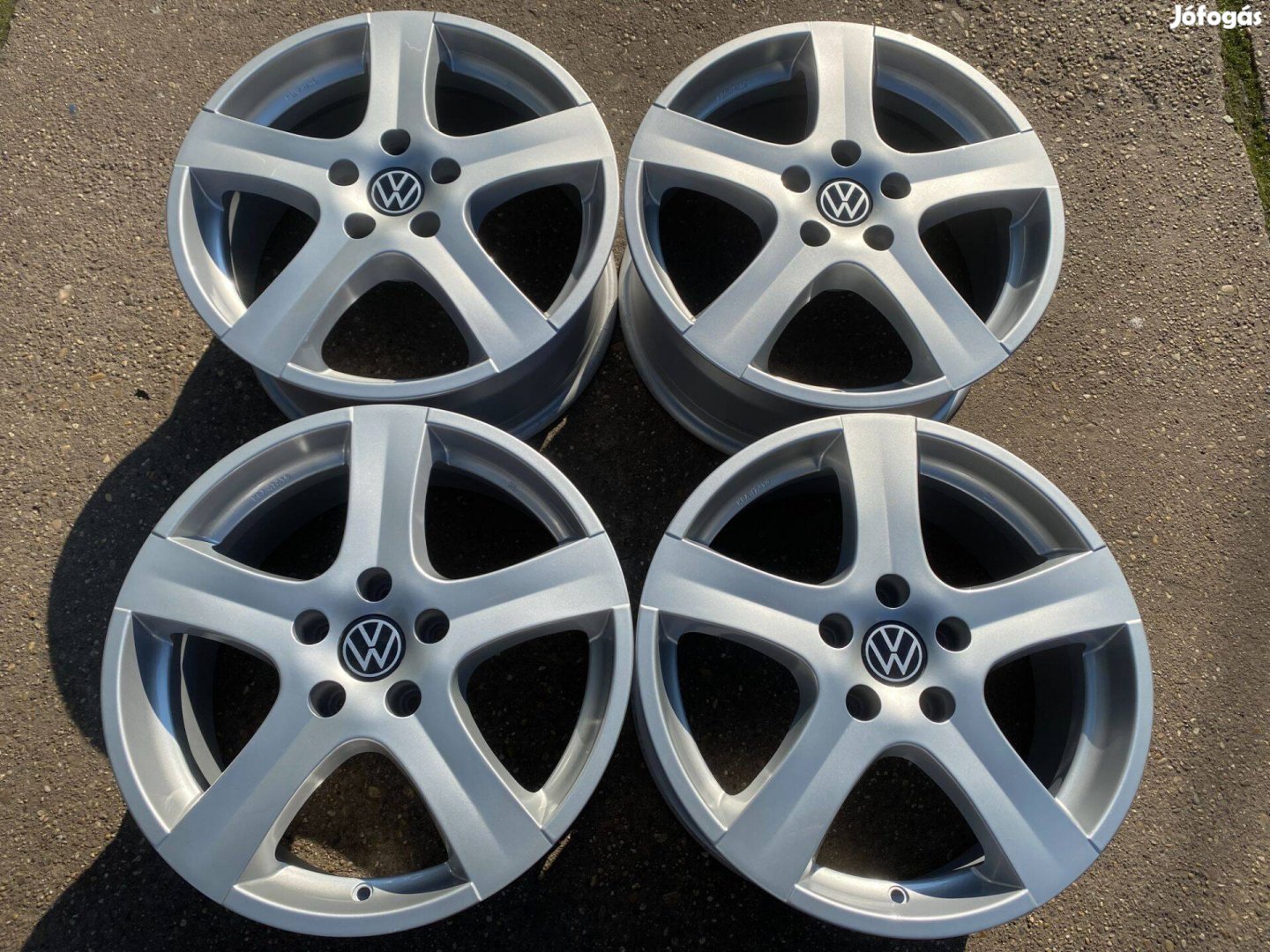 4db Autec 17" VW alufelni. (3732)