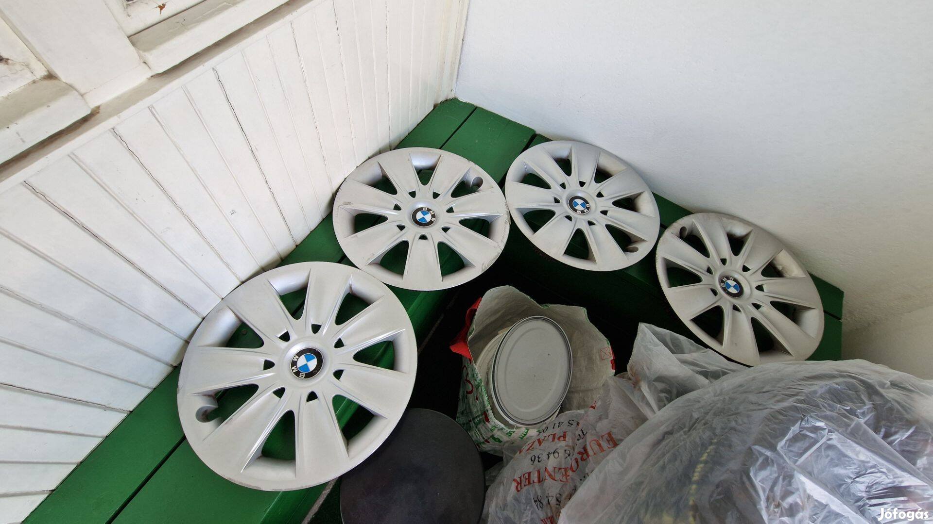 4db BMW 205/55/R16 dísztárcsa Eladó