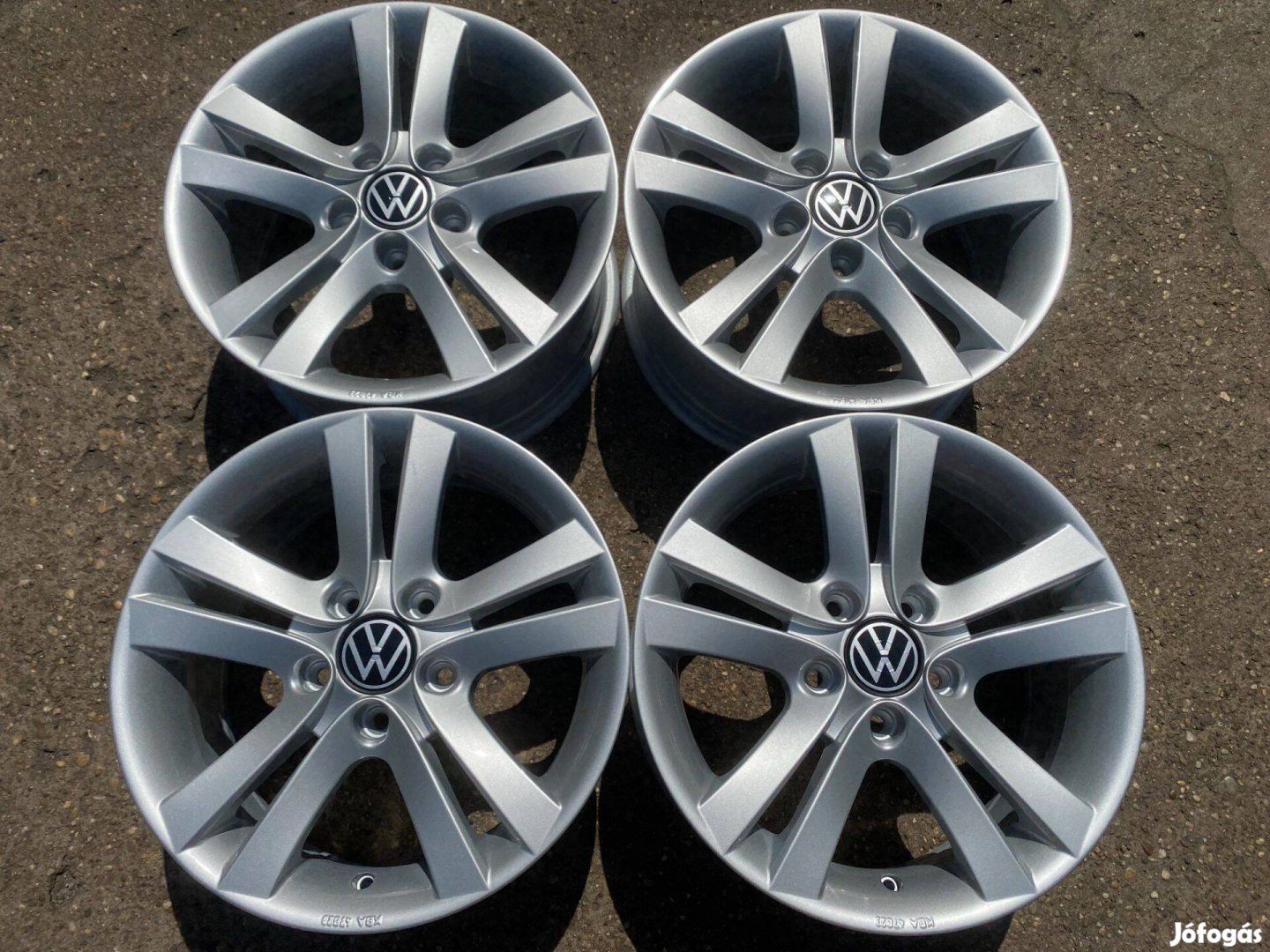 4db B.A.T. 16" VW alufelni. (3845)