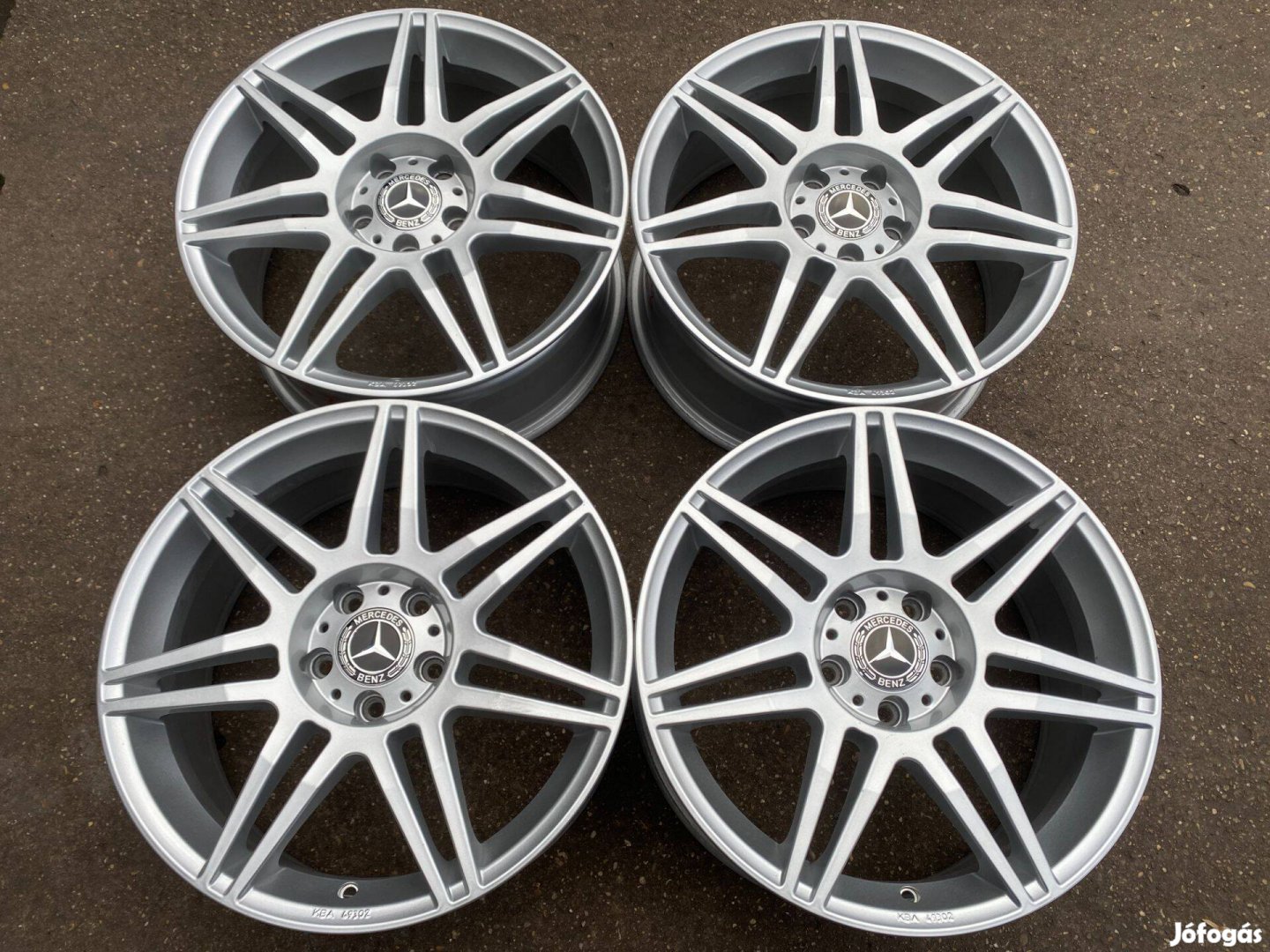 4db B.A.T. 18" Mercedes-Benz alufelni. (3578)