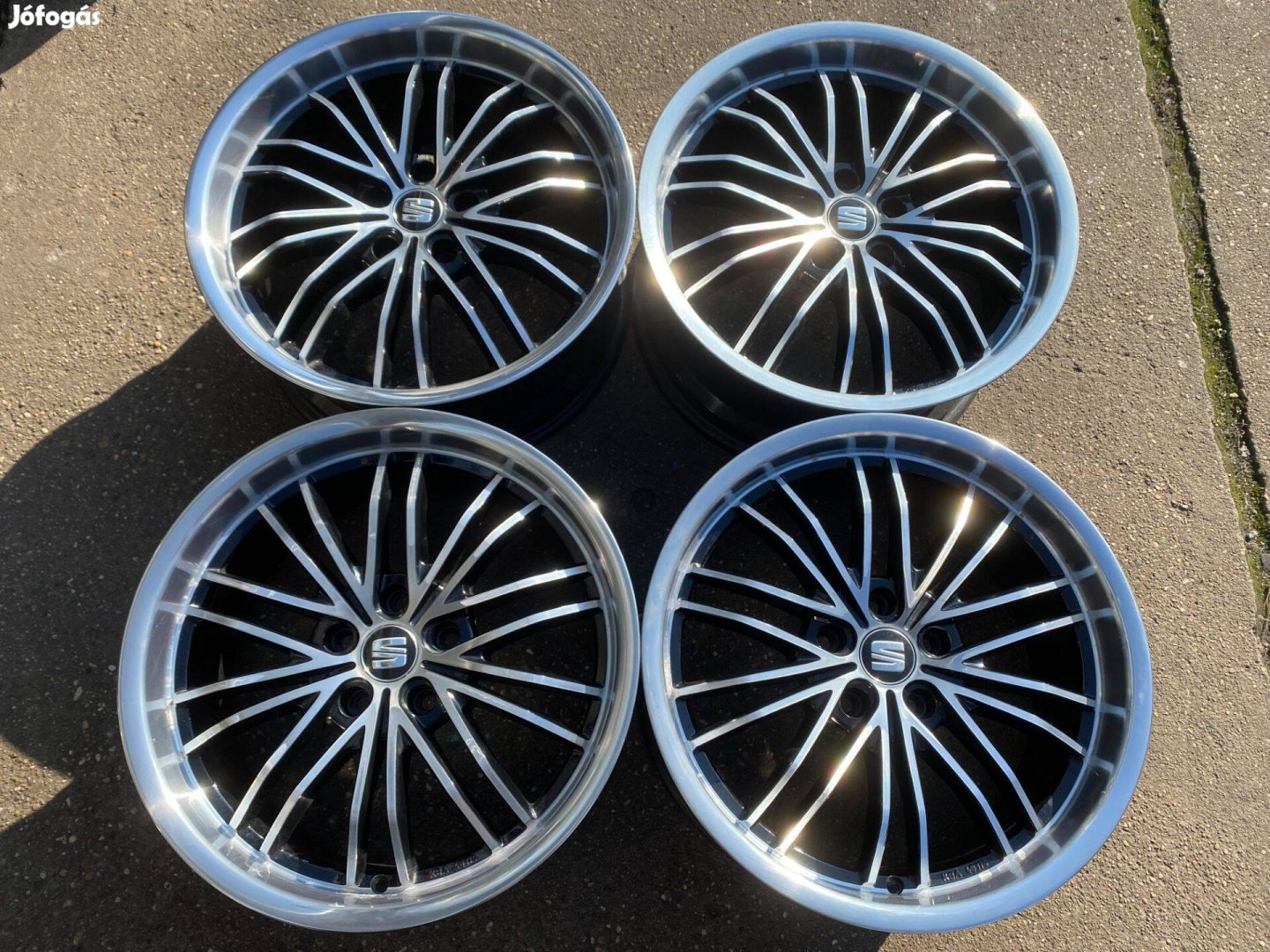 4db B.A.T. 18" Seat - VW - Skoda - Audi alufelni. (3704)