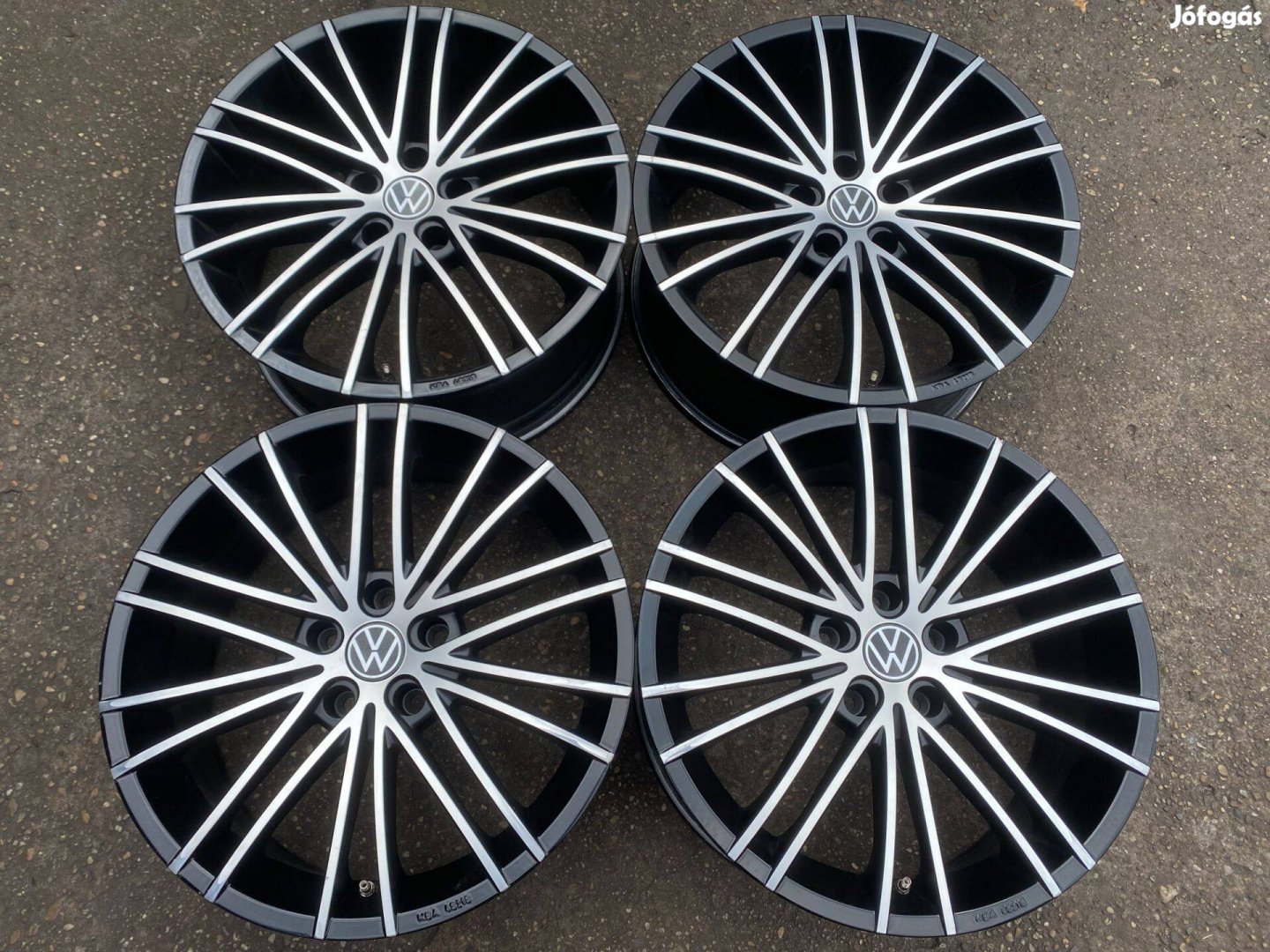 4db B.A.T. 18" VW alufelni. (3869)