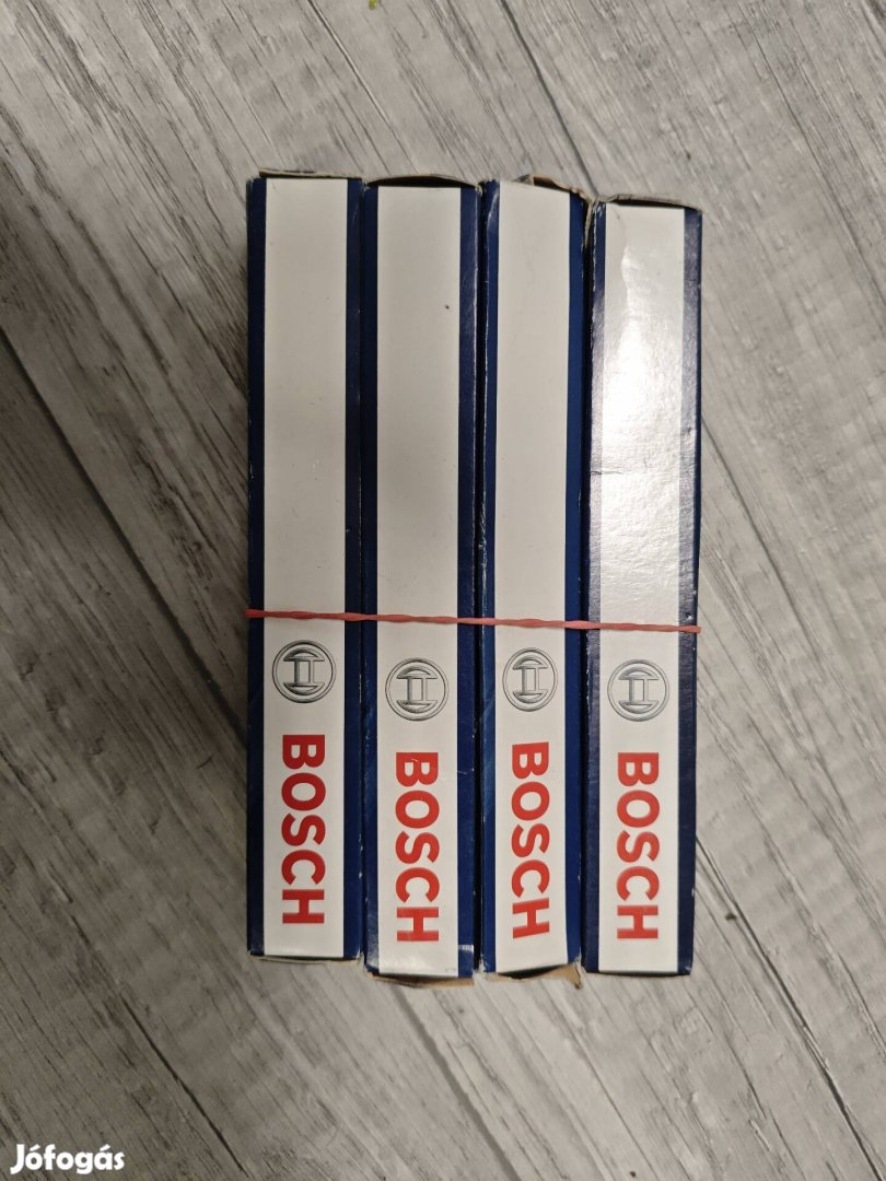 4db Bosch izzítógyertya (0 250 212 011)