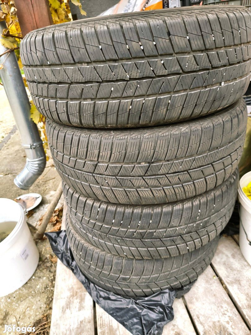 4db Braum Polaris V 215/55/R17 (2023)