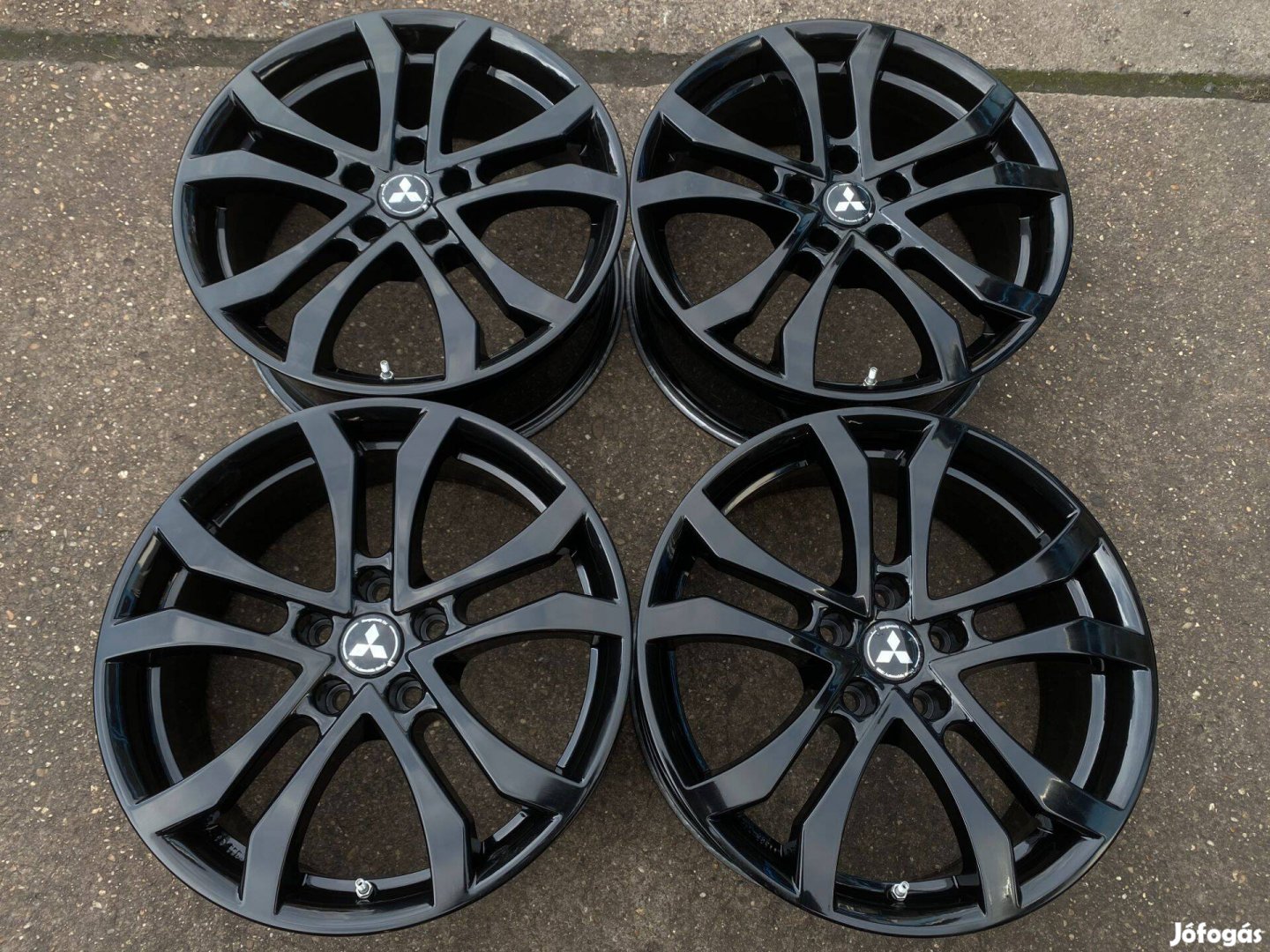 4db Brock 18" Mitsubishi Outlander alufelni. (4158)