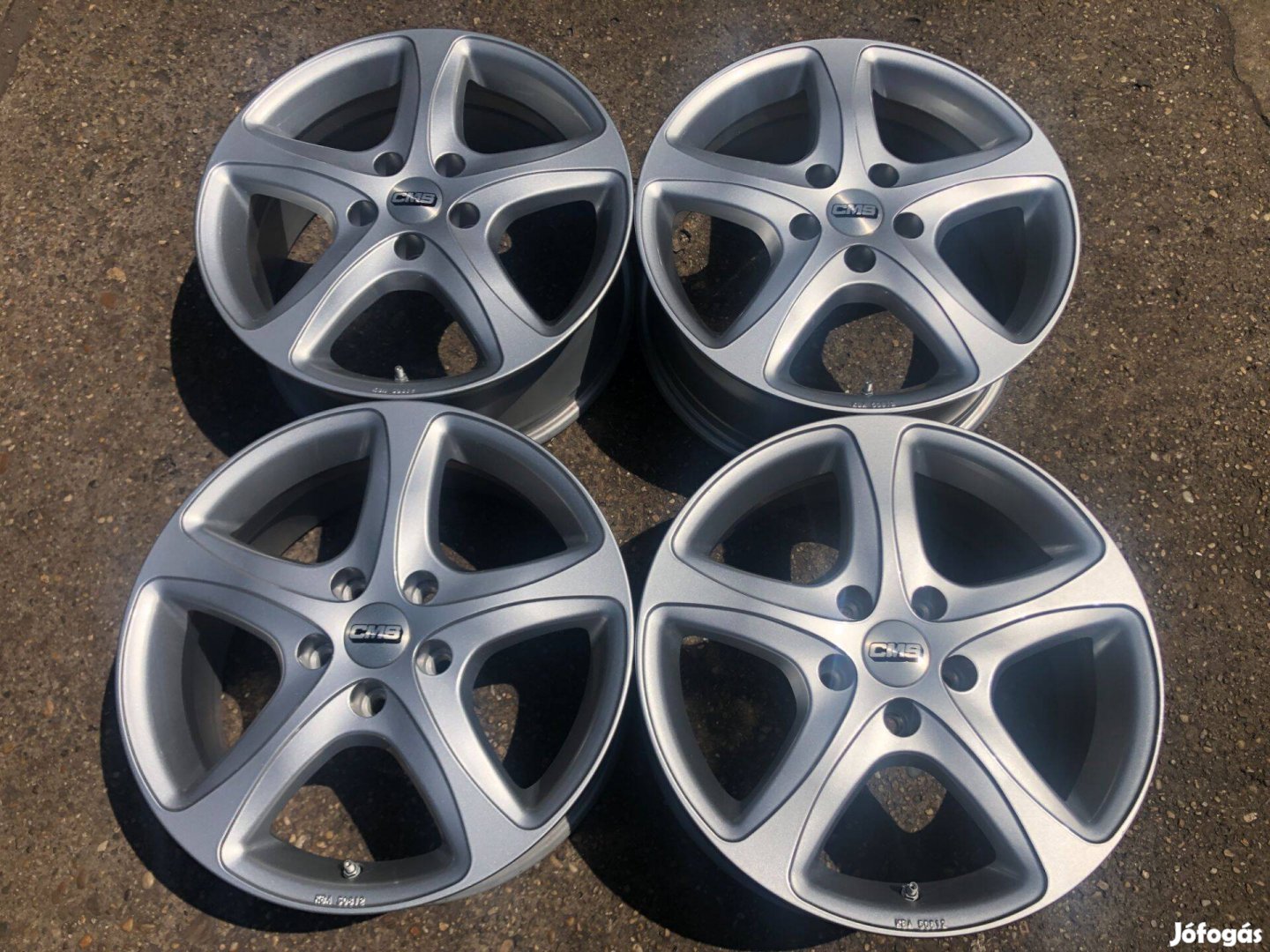 4db CMS 17" Opel alufelni. (3922)