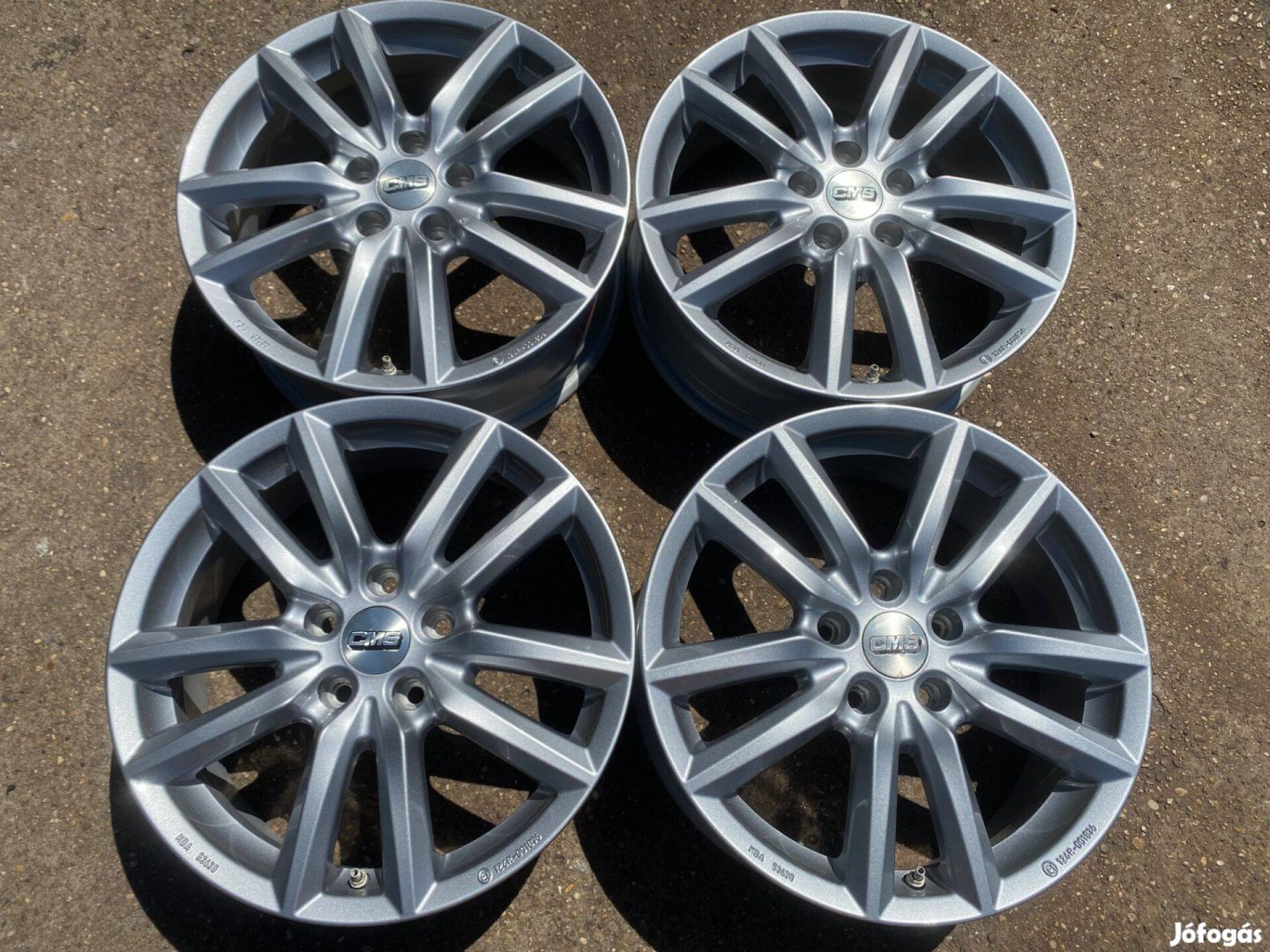 4db CMS 17" VW - Mercedes-Benz - Skoda alufelni. (4016)