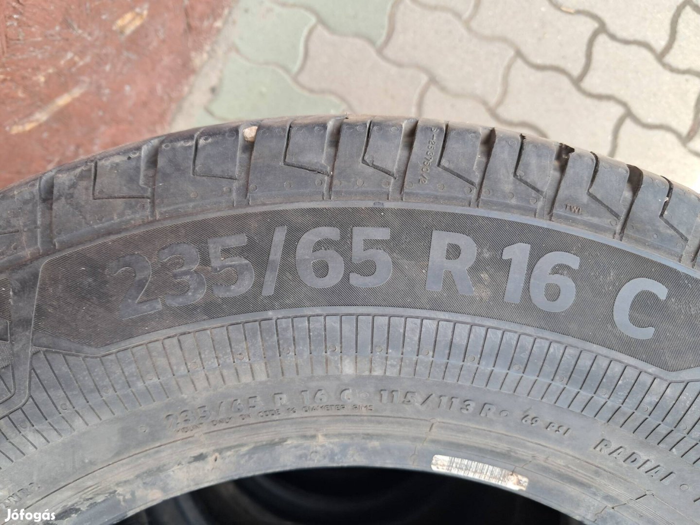 4db Continental Teli gumi 235/65 R16 C