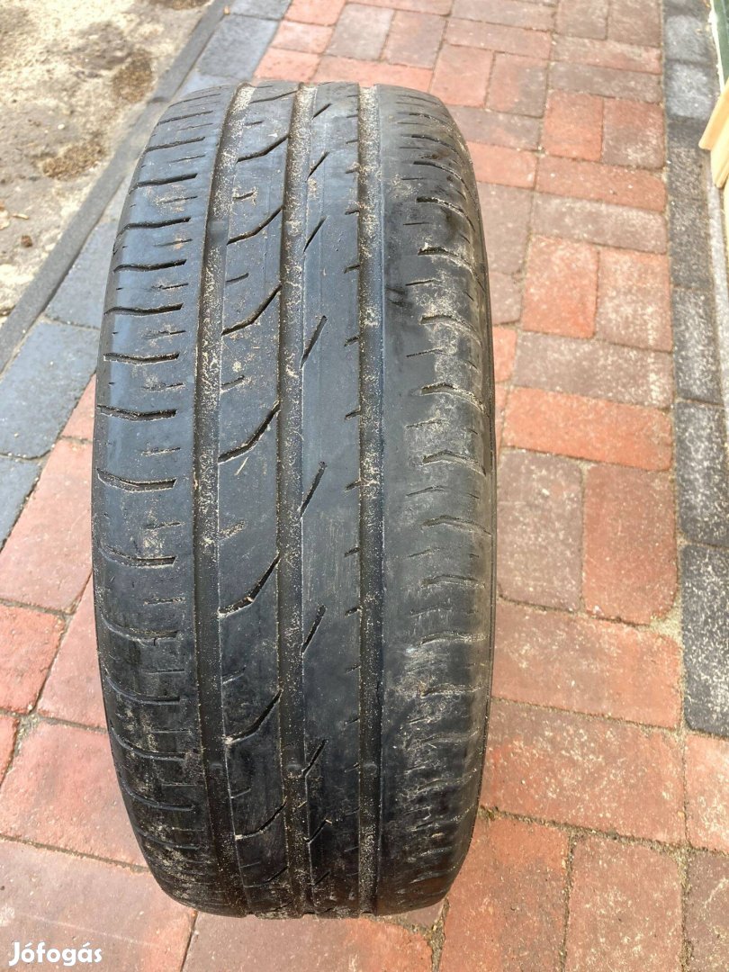 4db Continental nyári gumi 205/60 R16