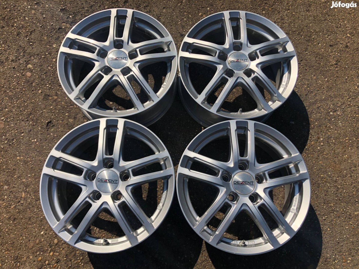 4db Dezent 16" Audi - Mercedes-Benz alufelni. (3936)