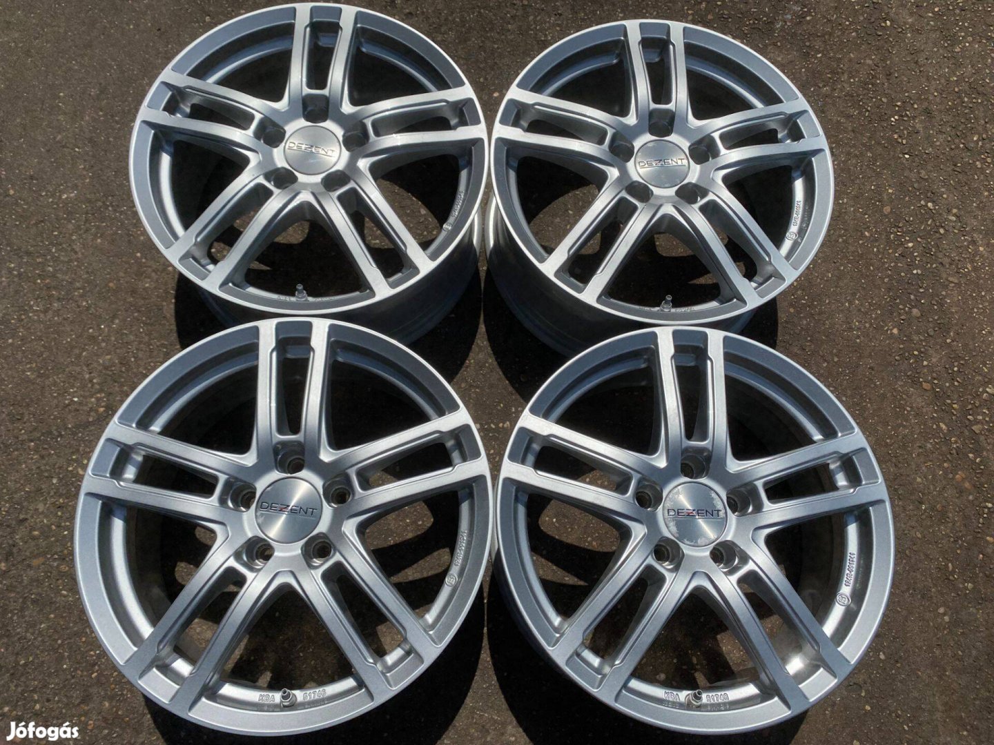4db Dezent 17" Audi alufelni. (3968)