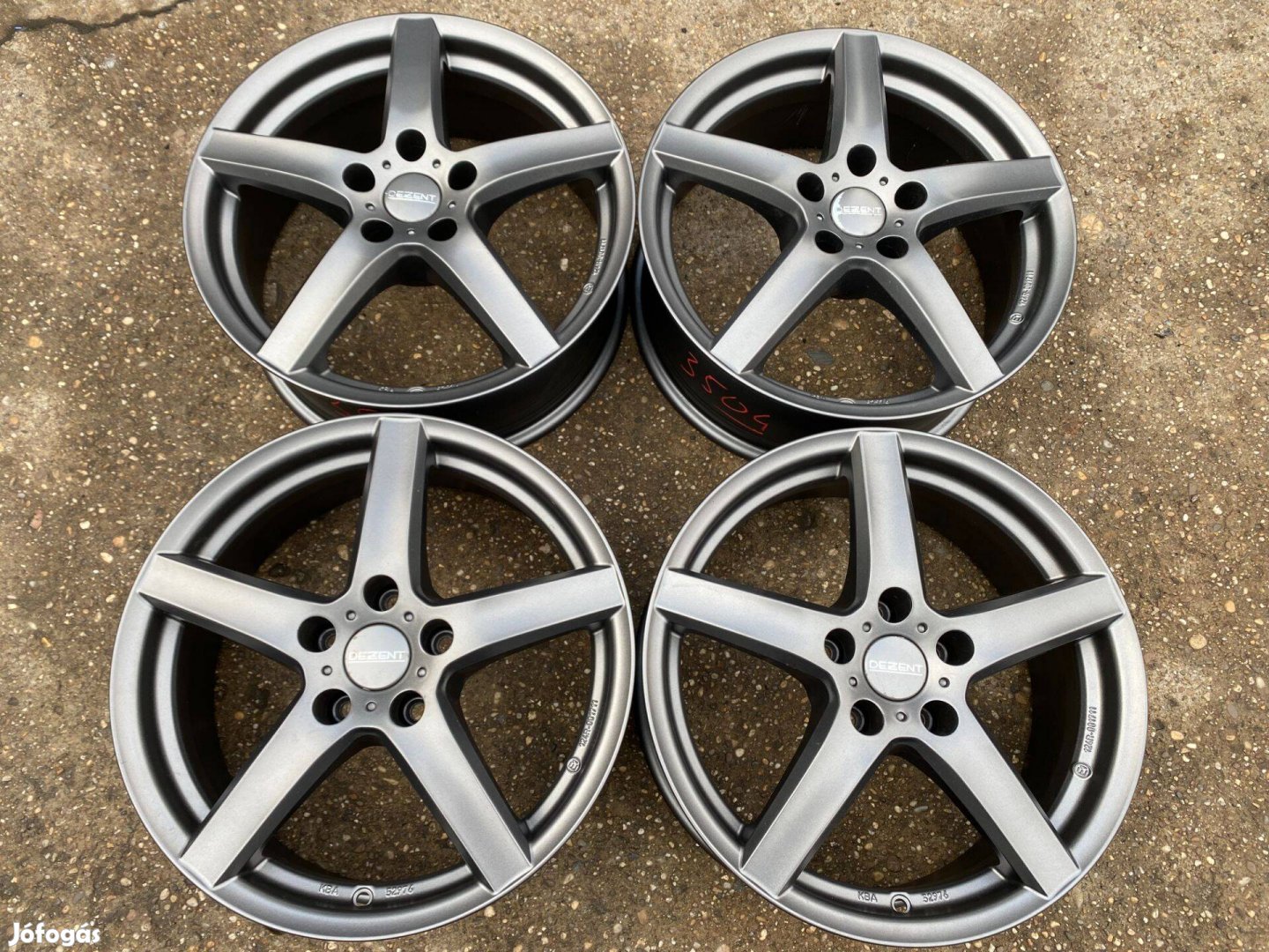 4db Dezent 17" VW - Skoda - Seat alufelni. (3504)